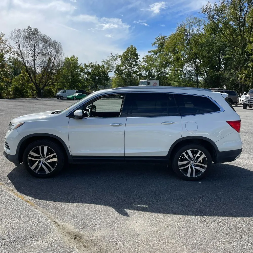 Honda Pilot photo 3