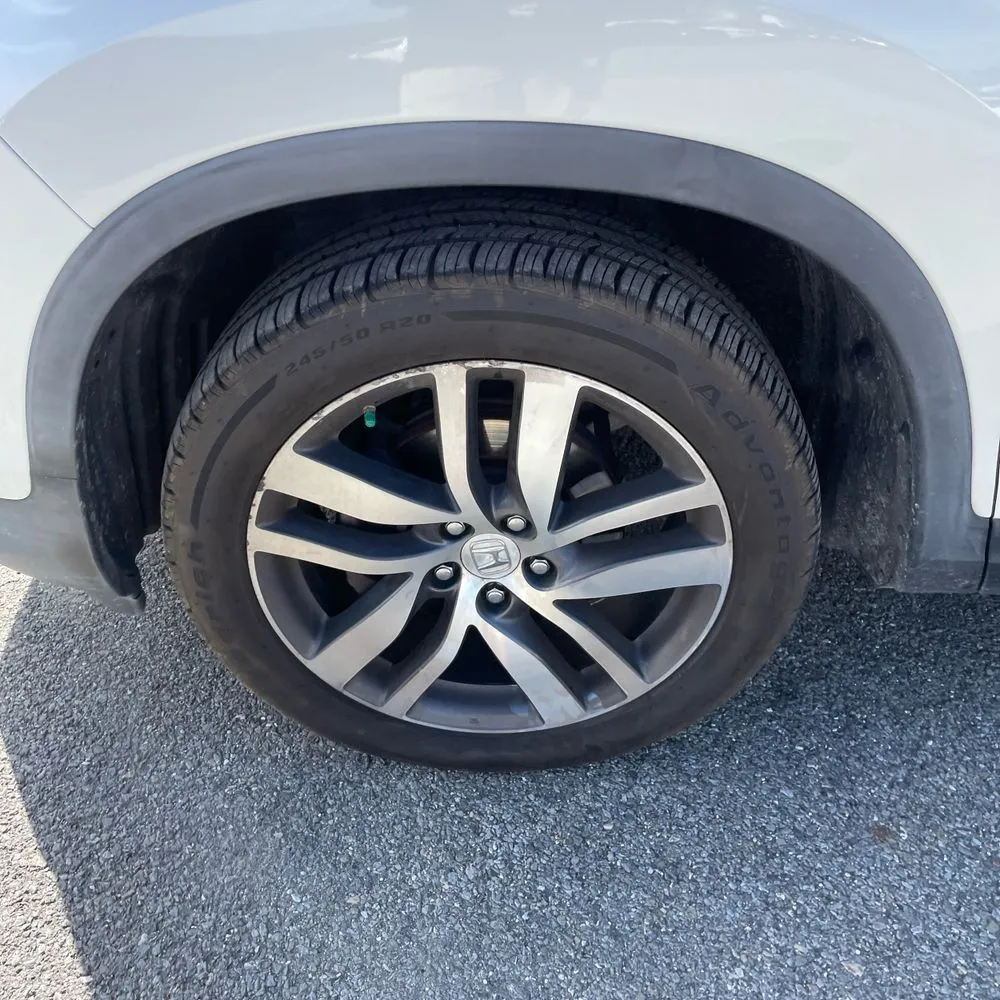 Honda Pilot photo 17