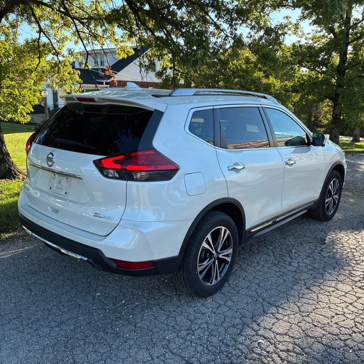 Nissan Rogue photo 8