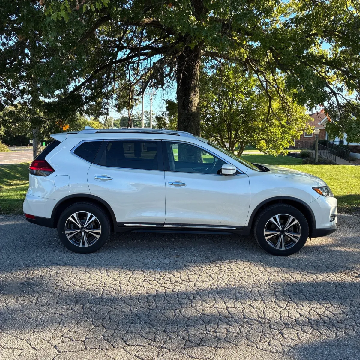 Nissan Rogue photo 10