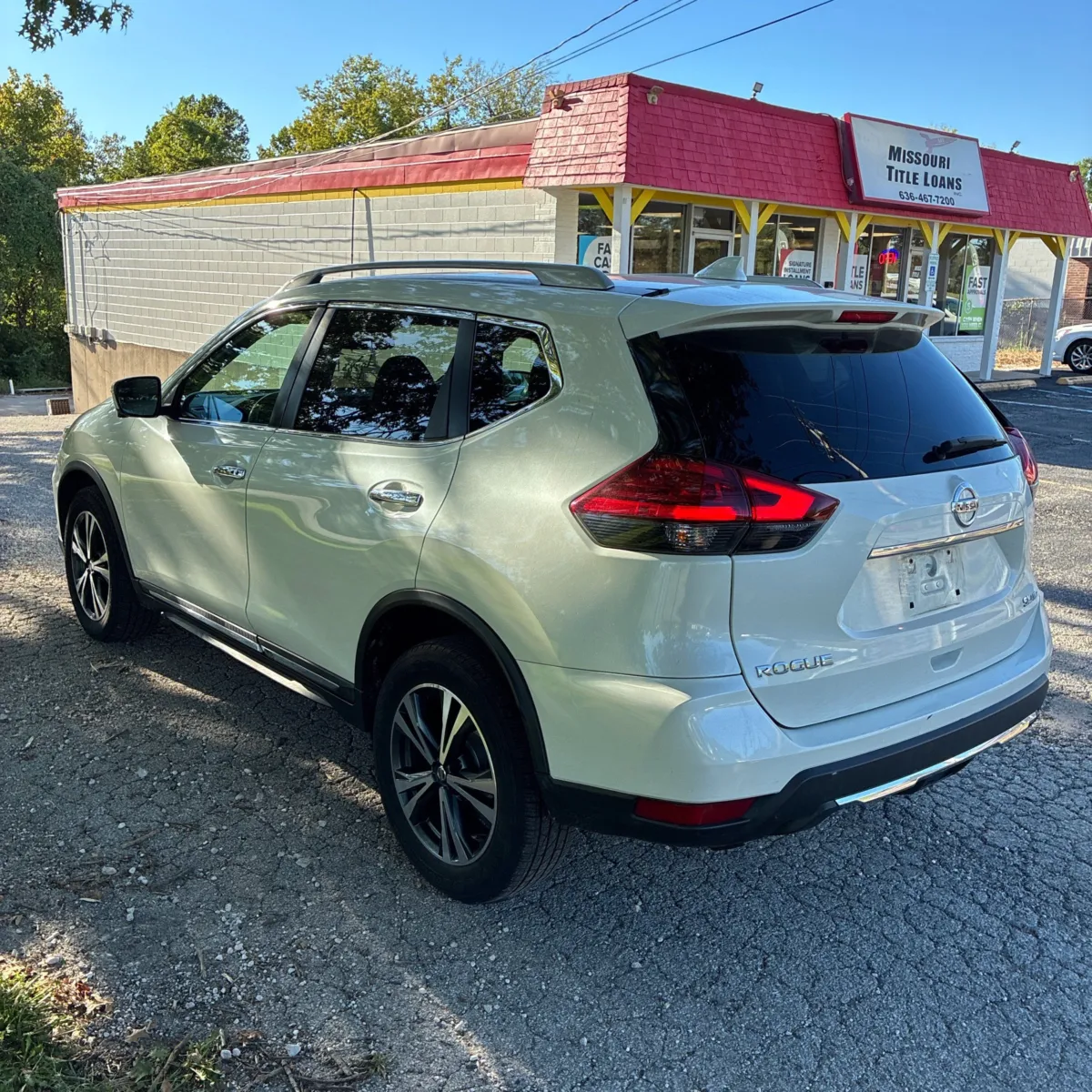 Nissan Rogue photo 5