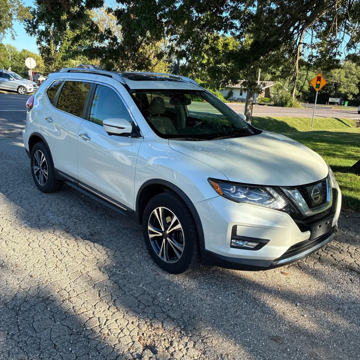 Nissan Rogue photo 12