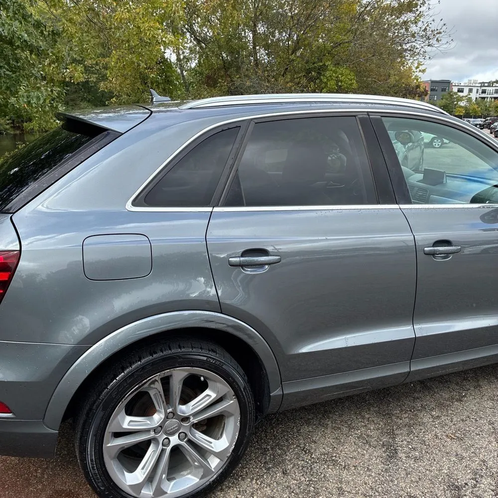 Audi Q3 photo 9