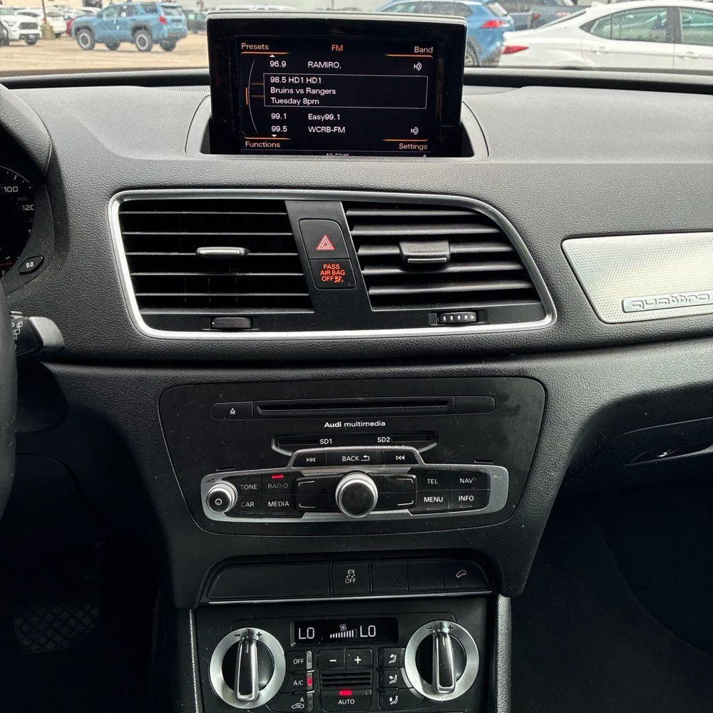 Audi Q3 photo 27
