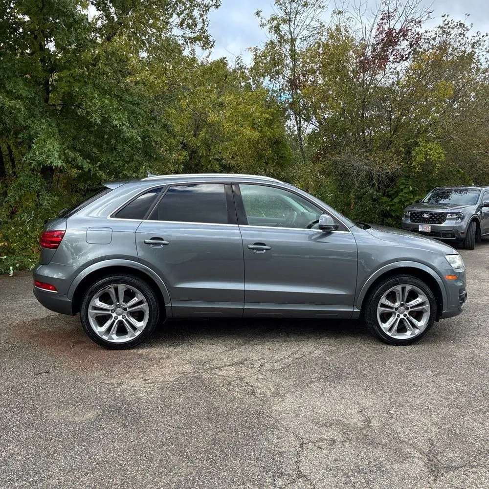 Audi Q3 photo 10