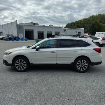 Another view of 2017 Subaru Outback 2.5i Touring for sale in Carlstadt, NJ at 101 Motors