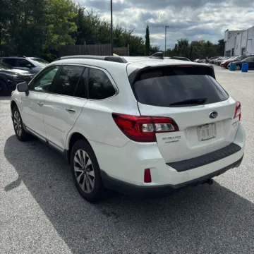 More photos of 2017 Subaru Outback 2.5i Touring at 101 Motors, NJ
