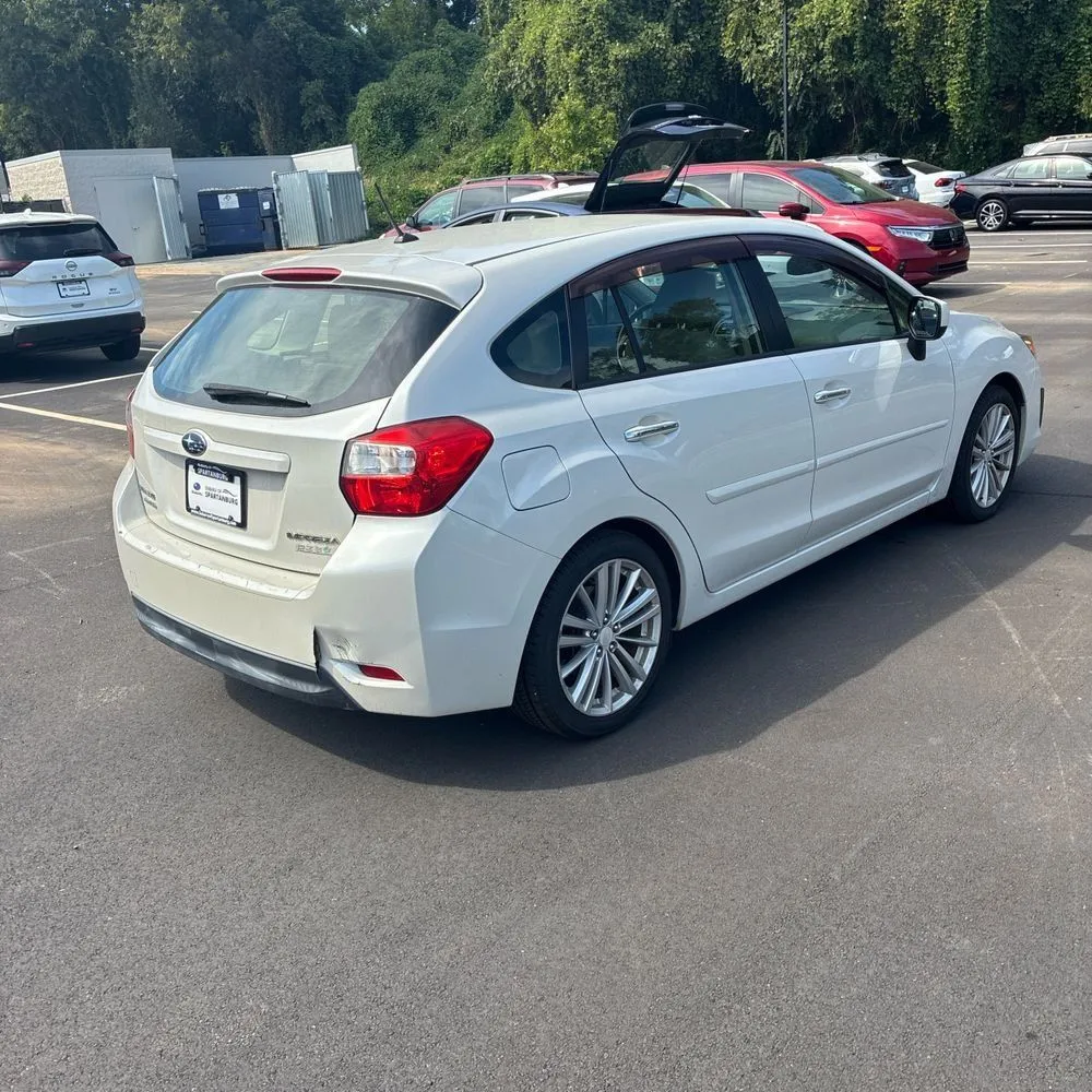 Subaru Impreza photo 8