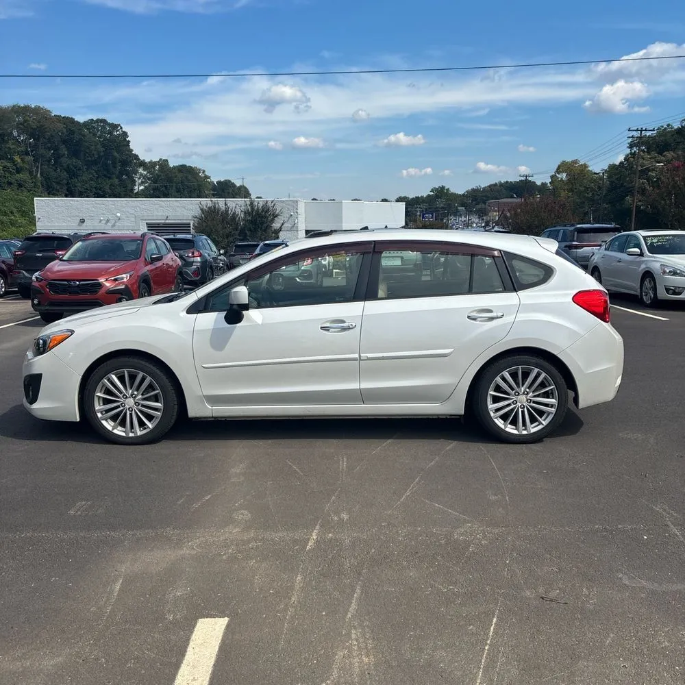 Subaru Impreza photo 3