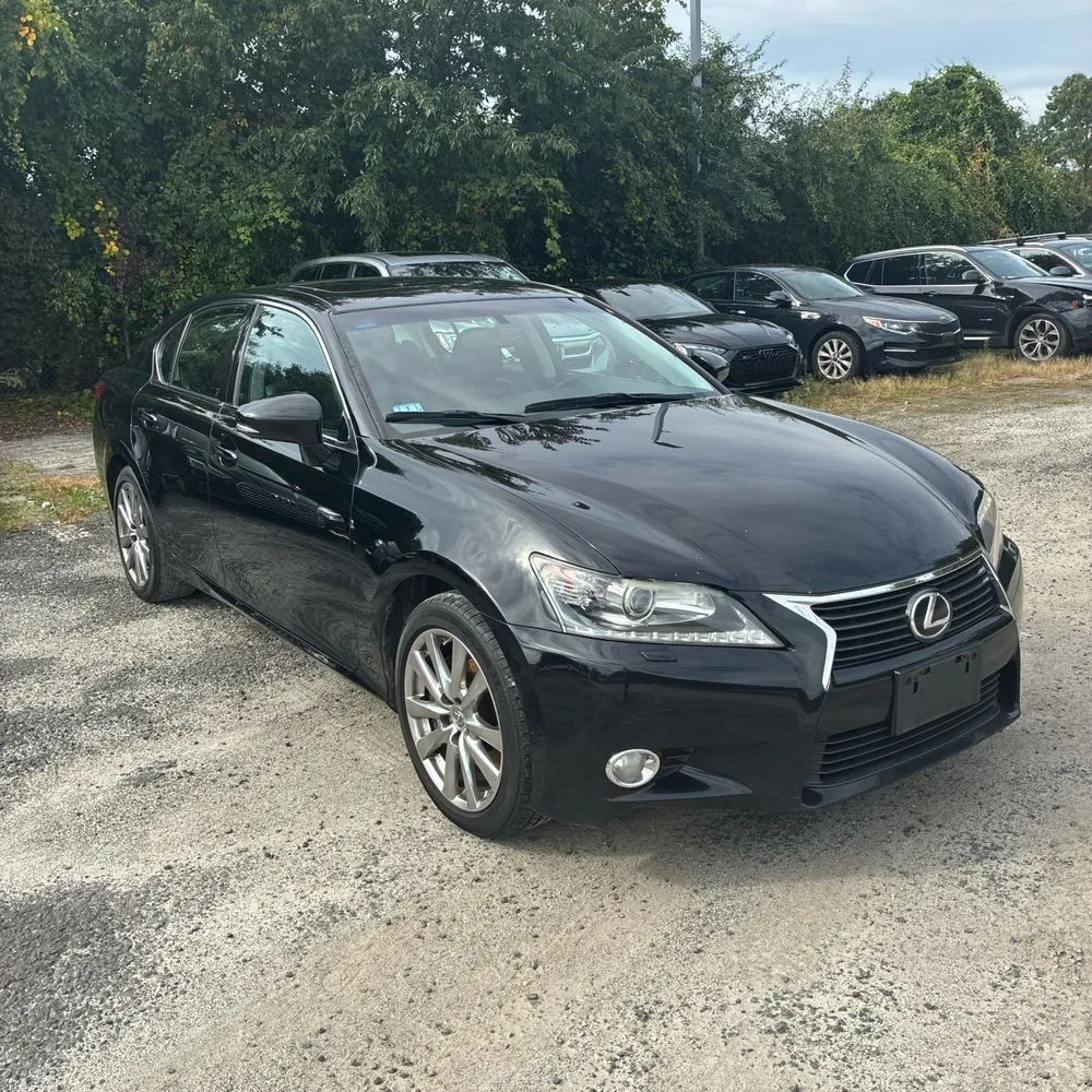 Lexus GS photo 11