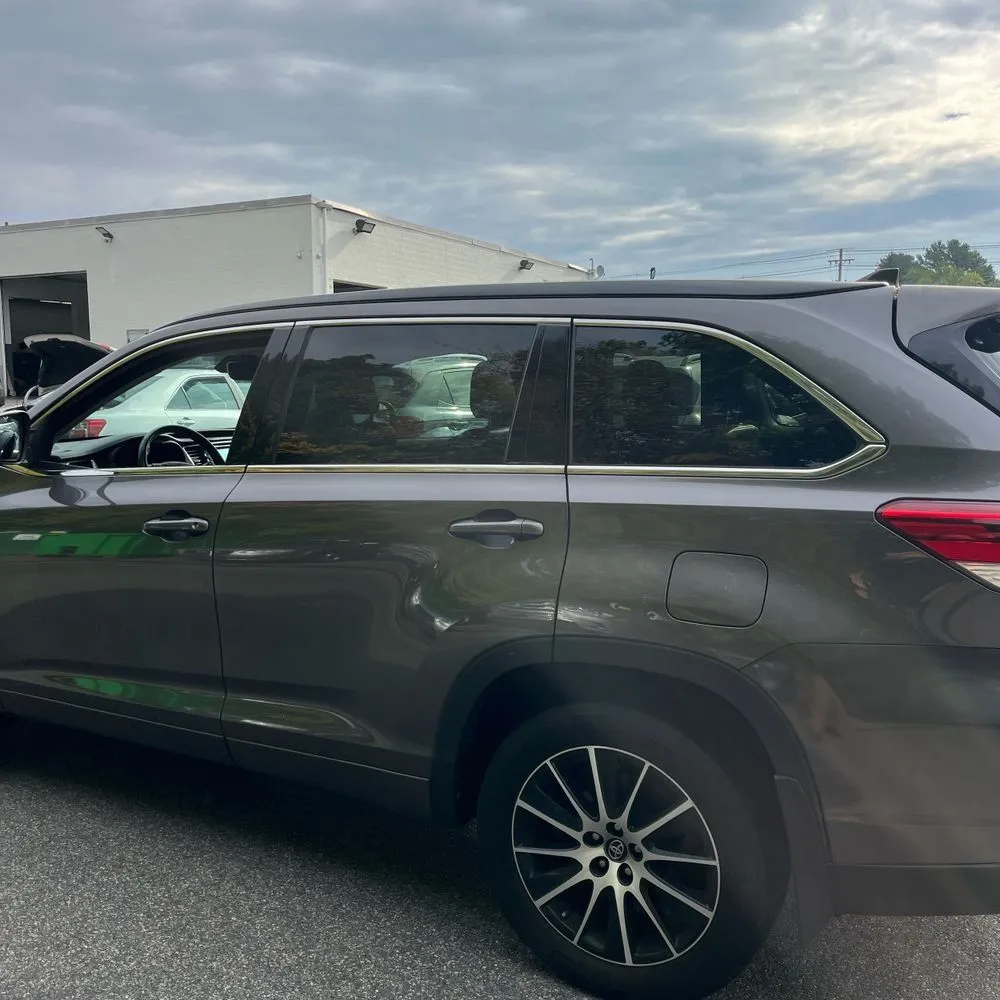 Toyota Highlander photo 6