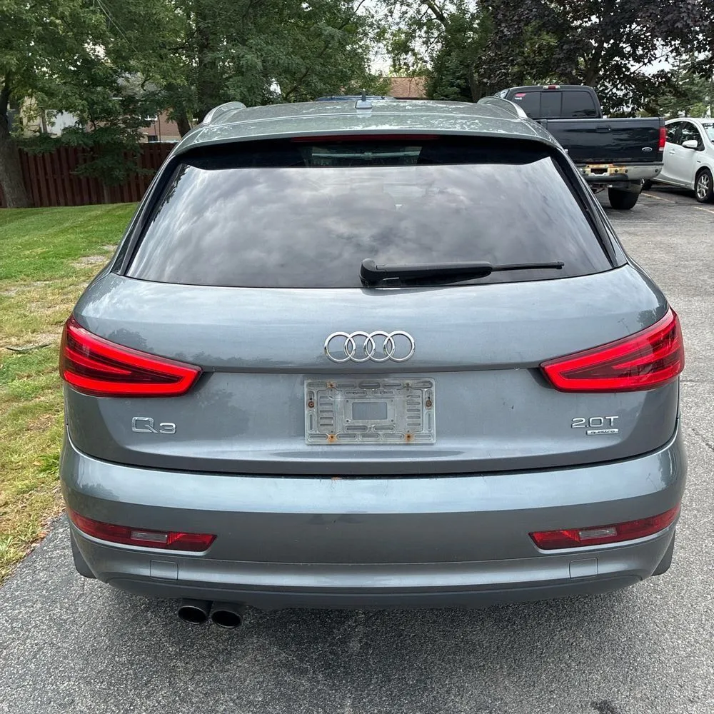 Audi Q3 photo 7