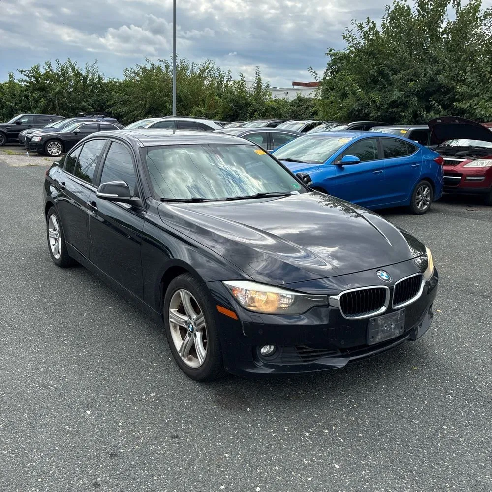 BMW 328i photo 10