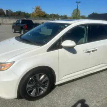 Photos of 2014 Honda Odyssey Touring for sale in Carlstadt, NJ at 101 Motors