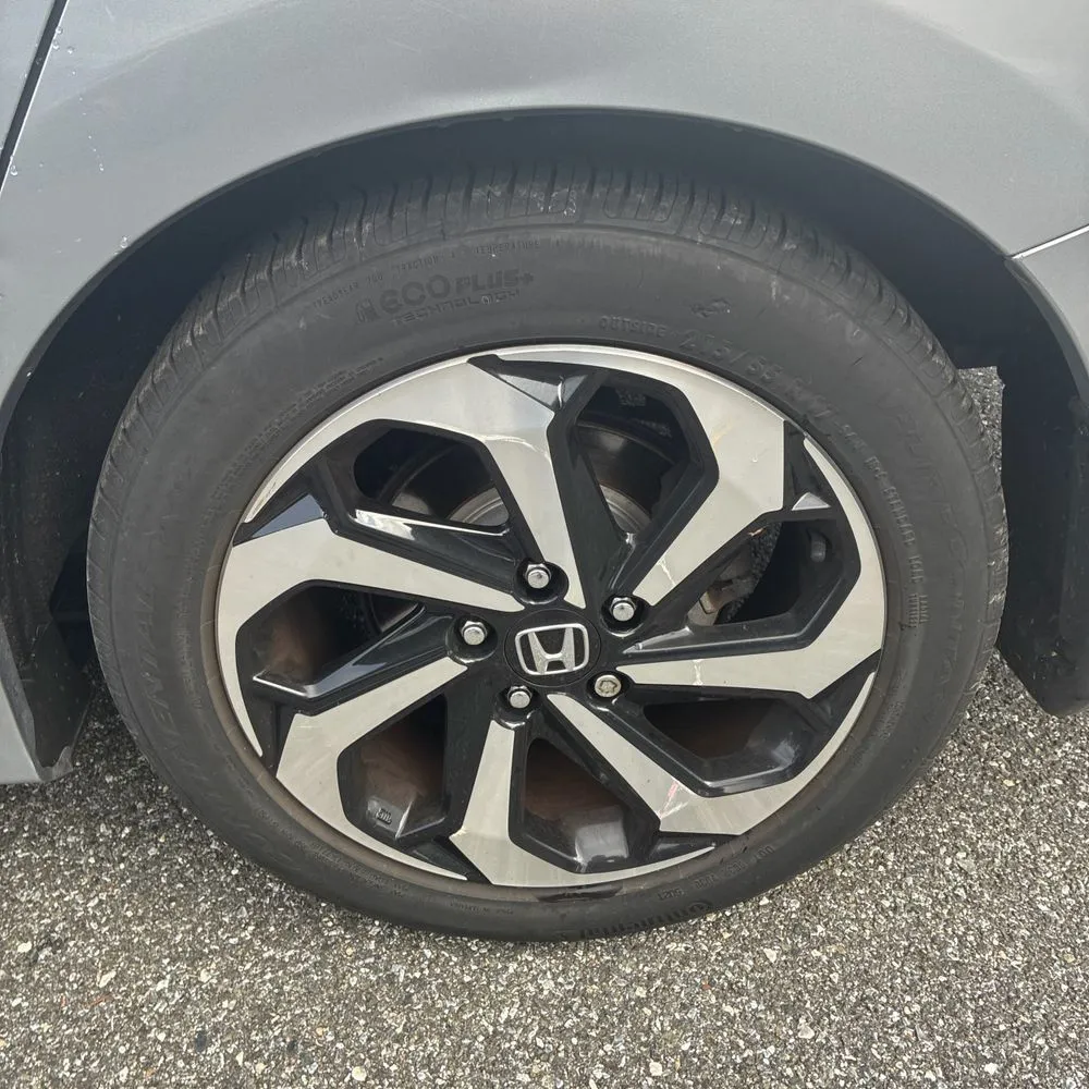 Honda Accord photo 17