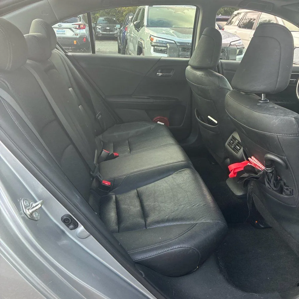 Honda Accord photo 23