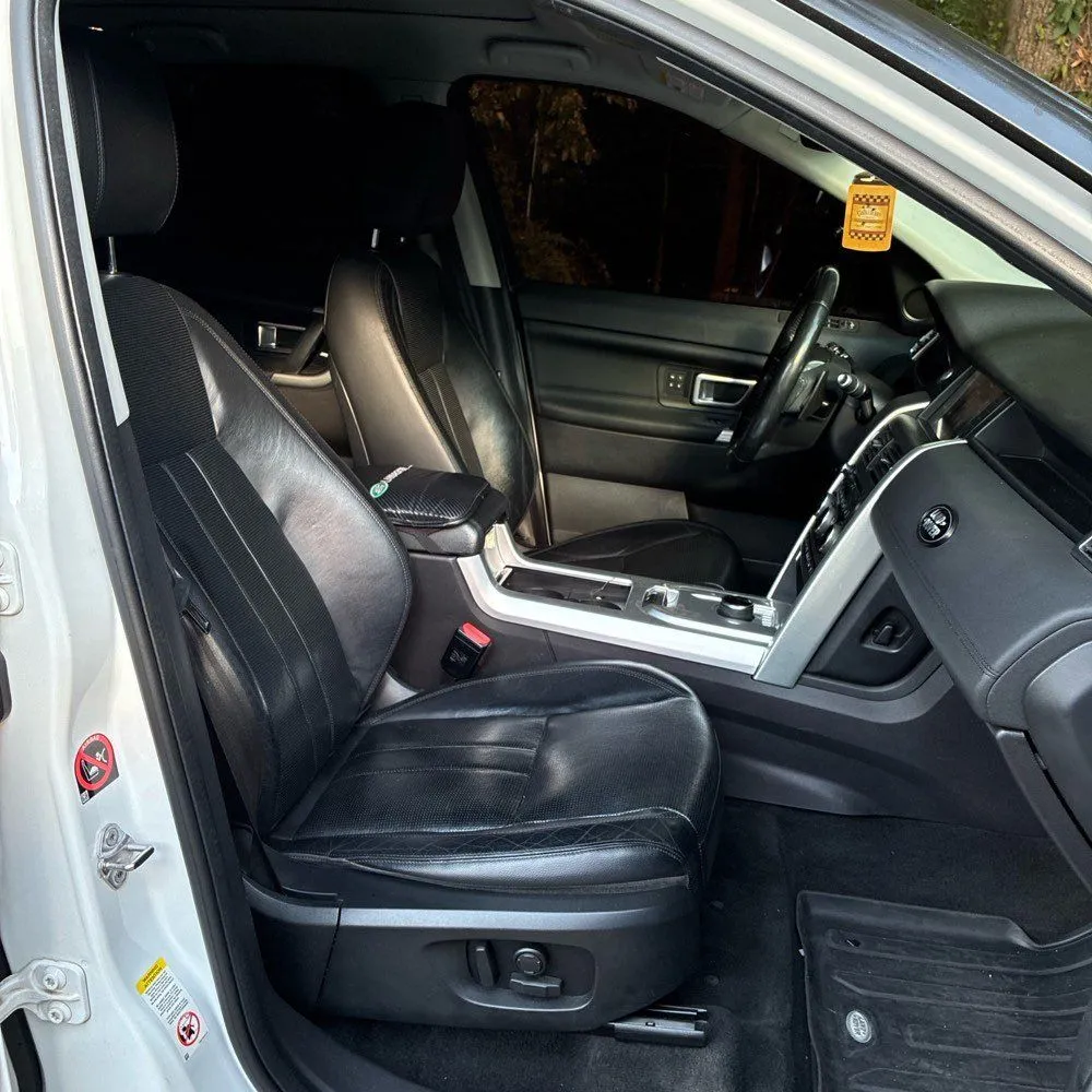 Land Rover Discovery Sport photo 21