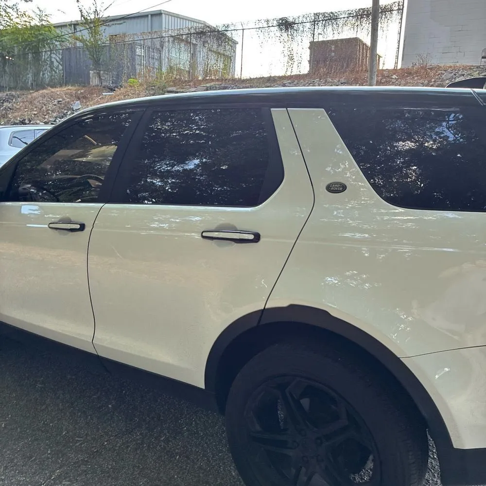Land Rover Discovery Sport photo 6