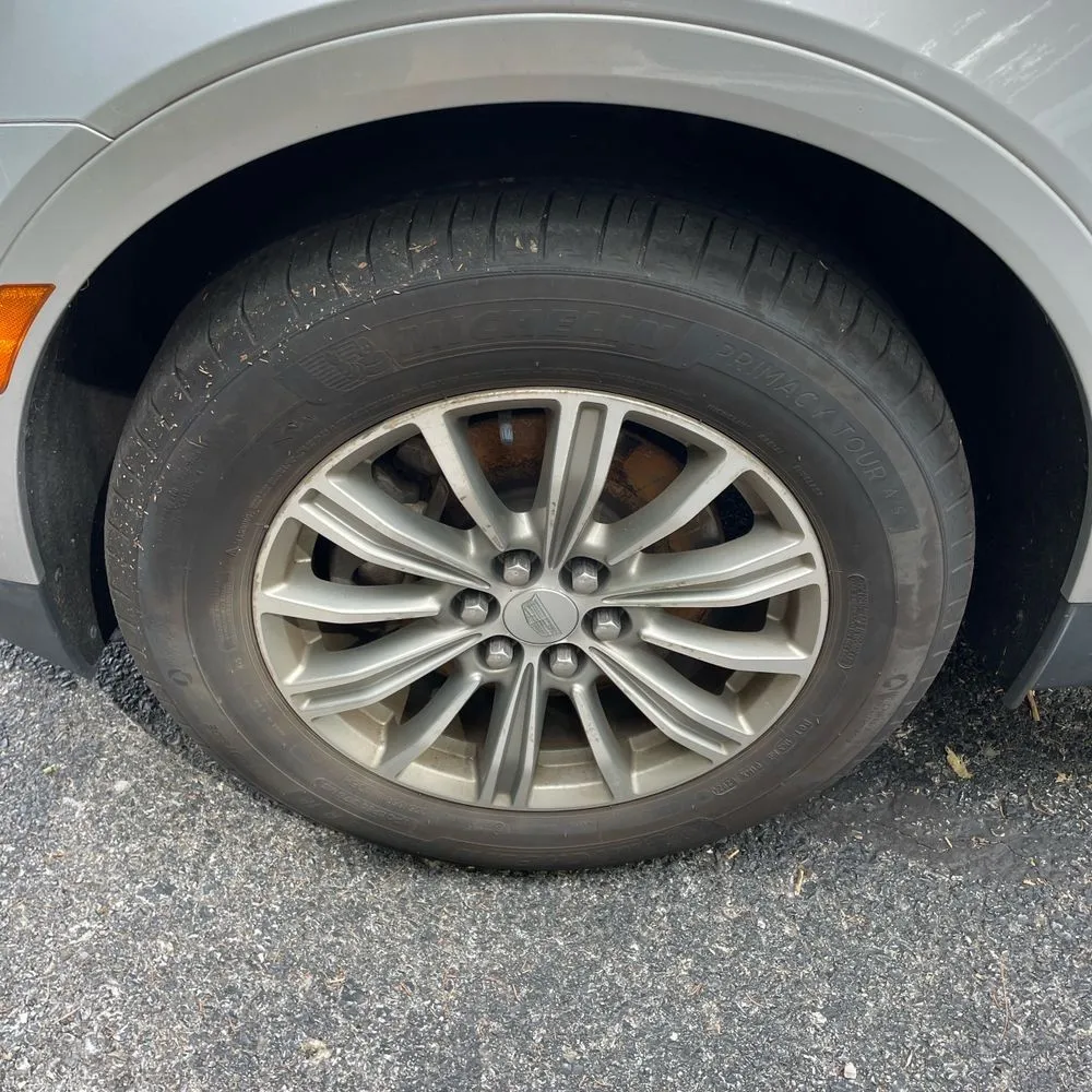 Cadillac XT5 photo 17