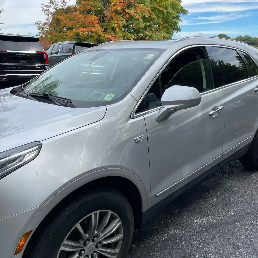 Cadillac XT5 photo 2