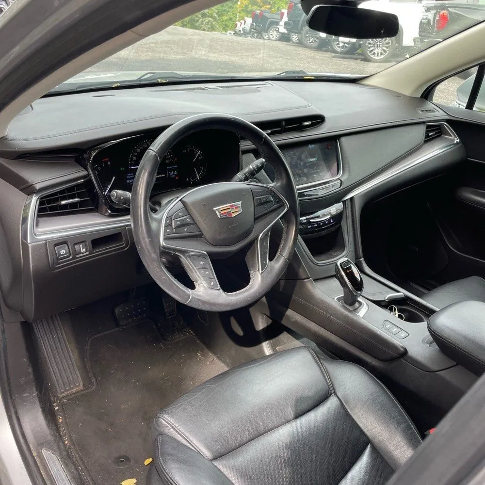 Cadillac XT5 photo 26