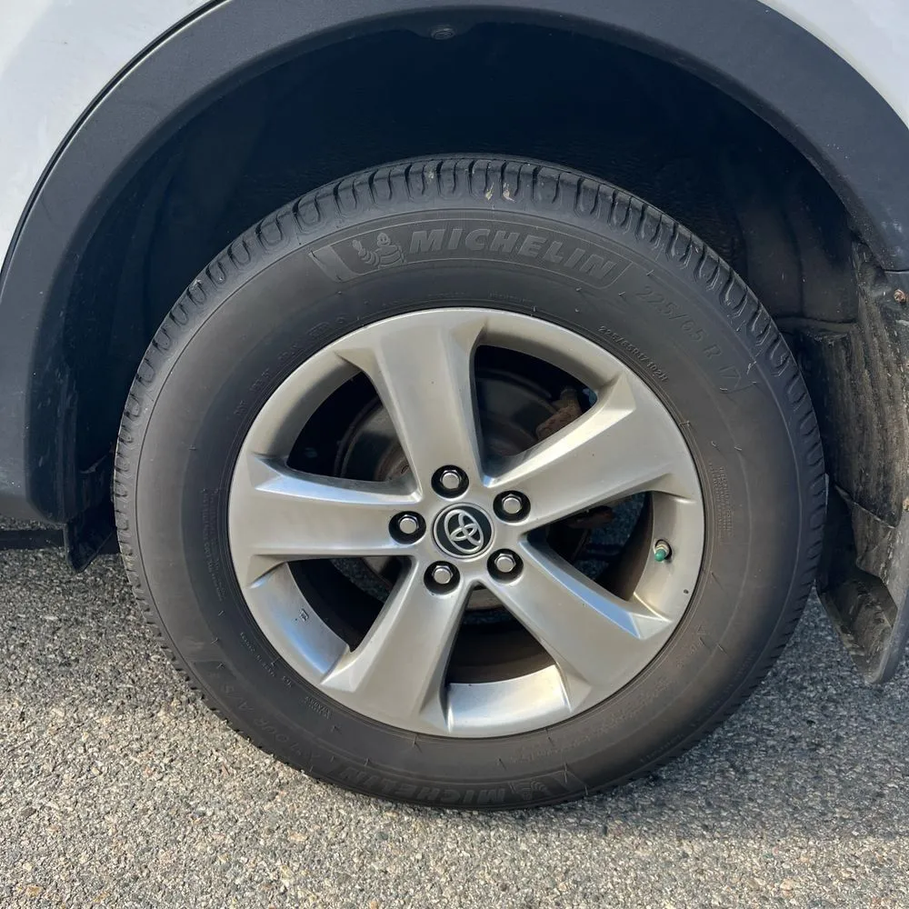 Toyota RAV4 photo 18