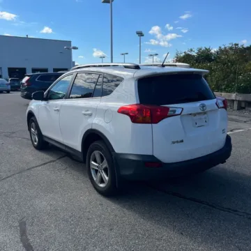 More photos of 2015 Toyota RAV4 XLE at 101 Motors, NJ