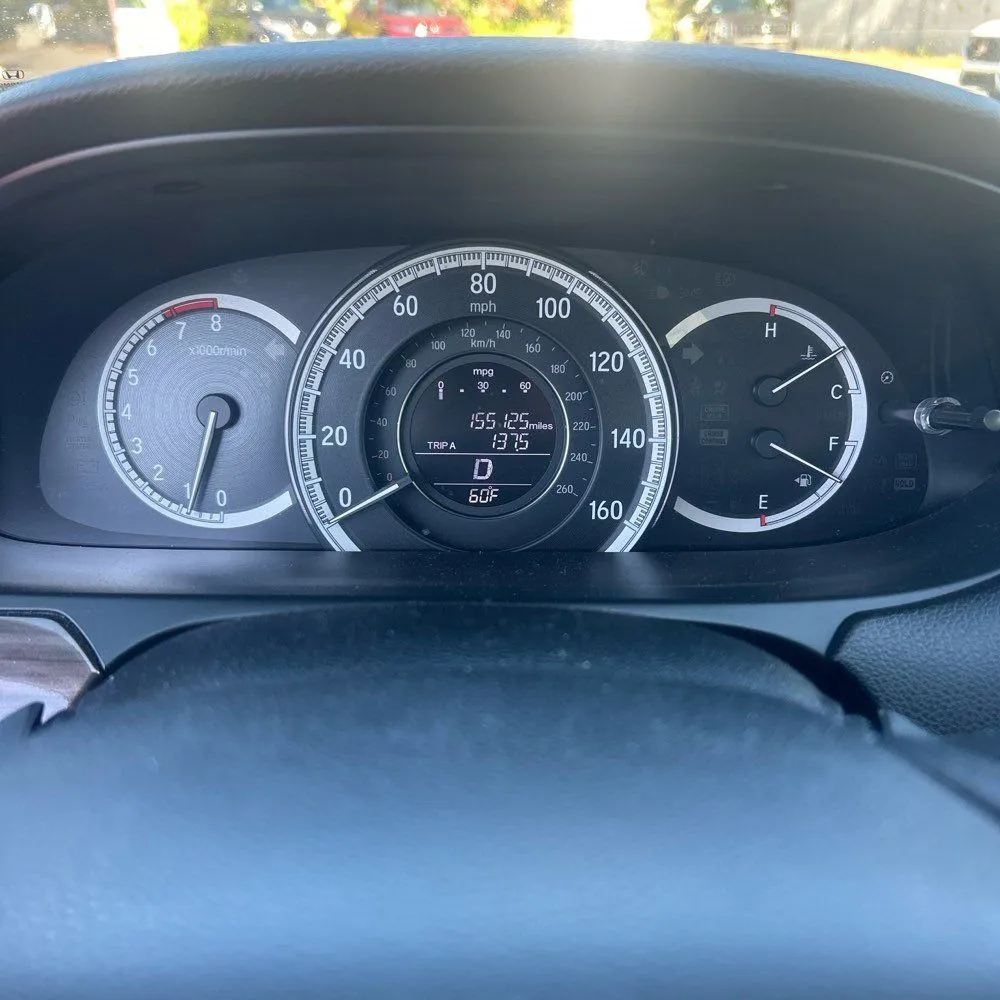 Honda Accord photo 27