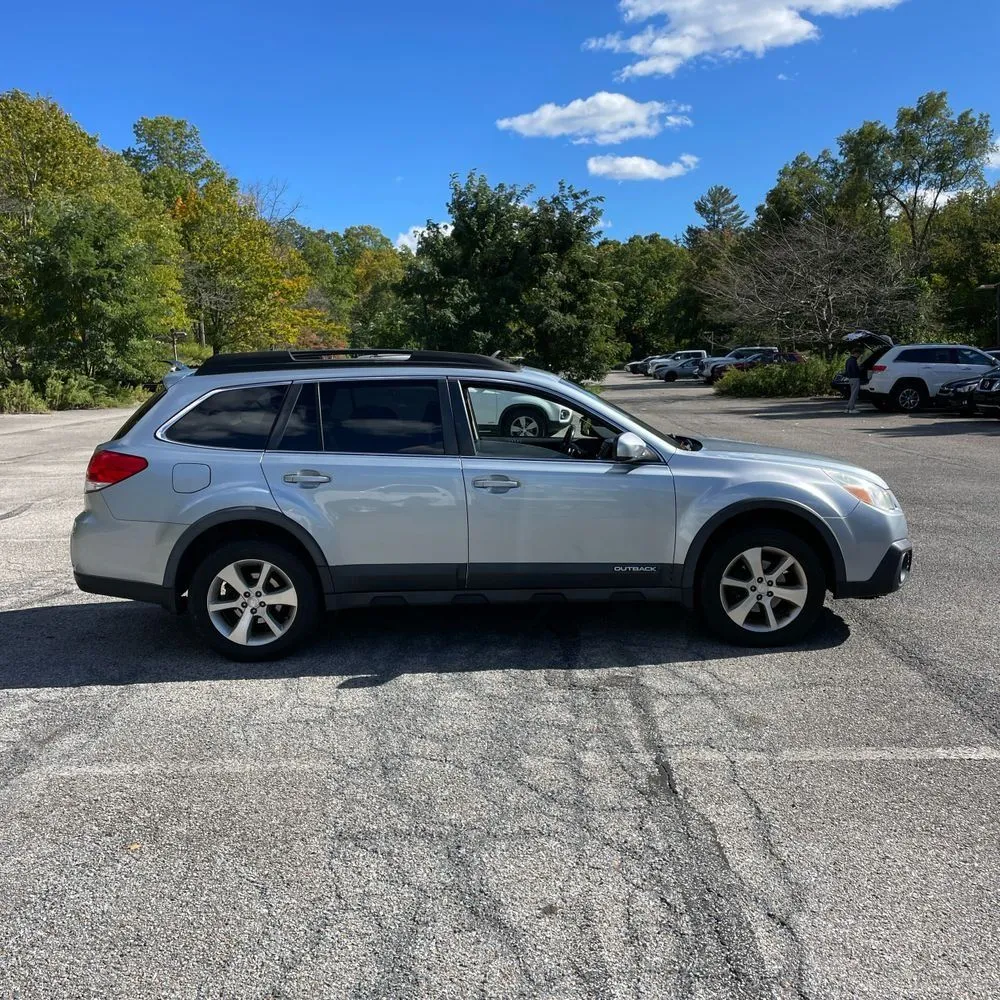 Subaru Outback photo 10