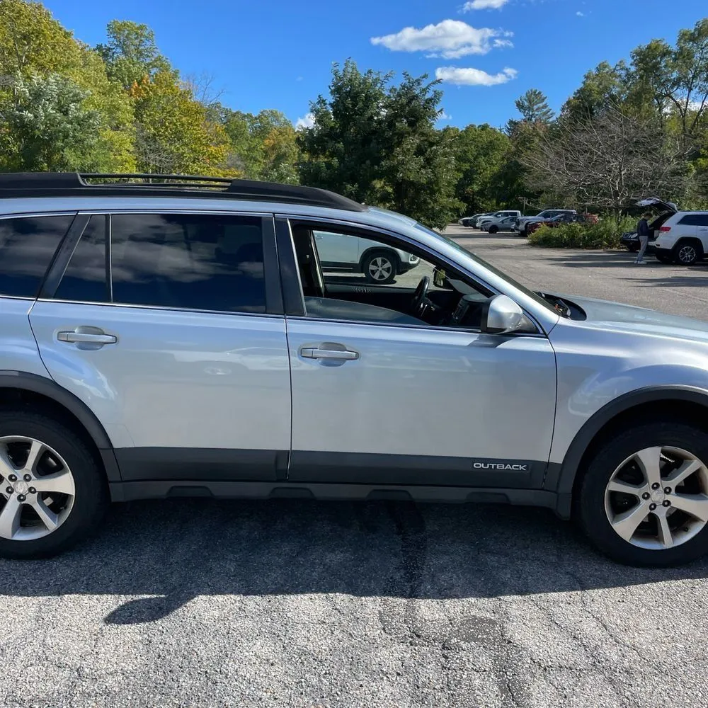 Subaru Outback photo 11