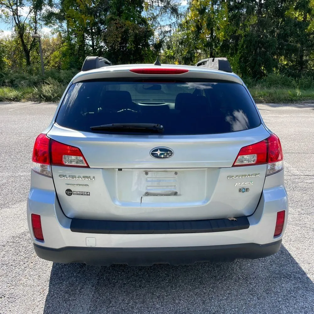 Subaru Outback photo 7