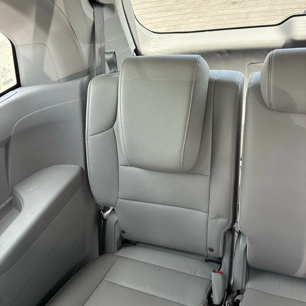 Honda Odyssey photo 26