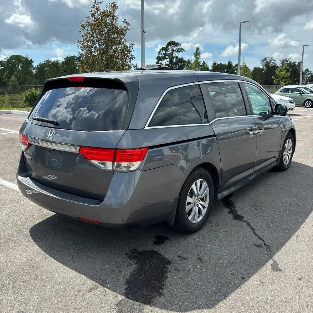 Honda Odyssey photo 8