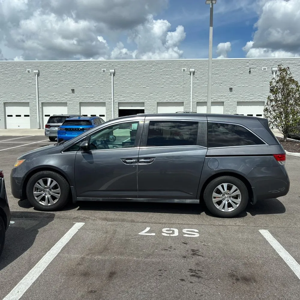 Honda Odyssey photo 3