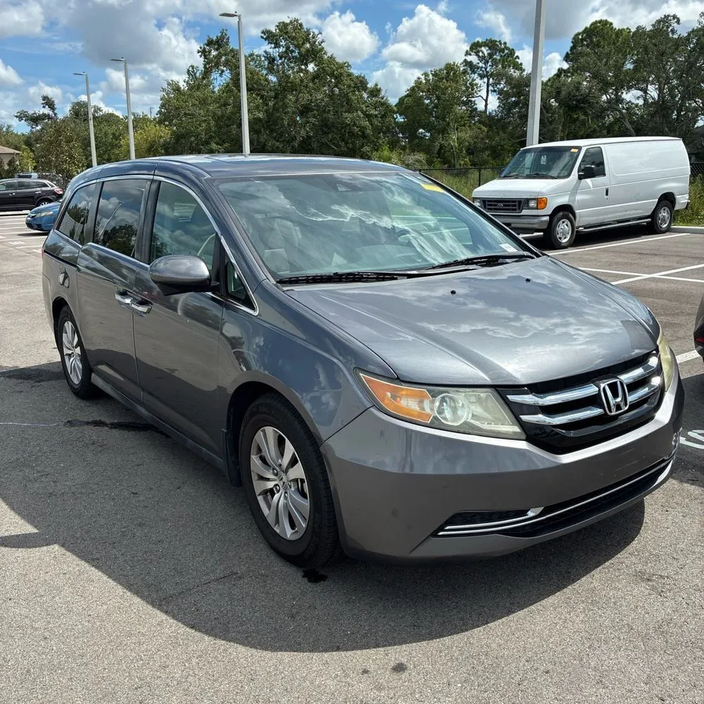 Honda Odyssey photo 12