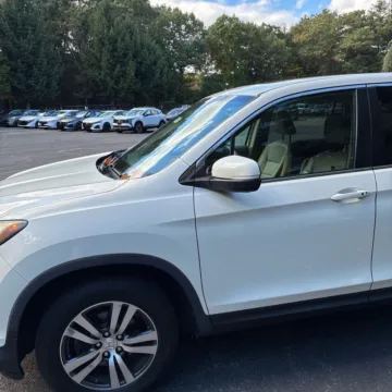 Photos of 2017 Honda Pilot EX-L for sale in Carlstadt, NJ at 101 Motors