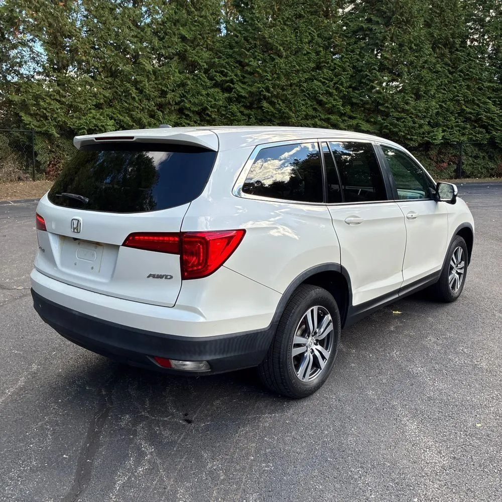 Honda Pilot photo 8