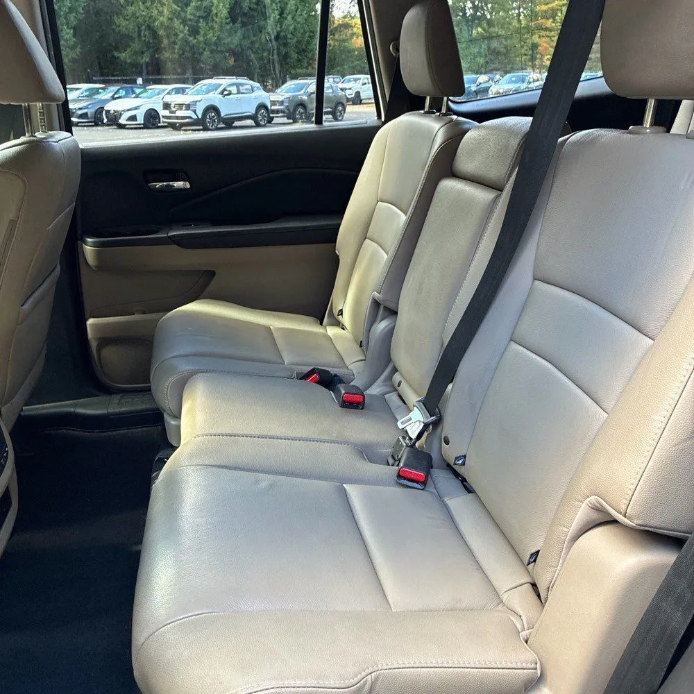Honda Pilot photo 18