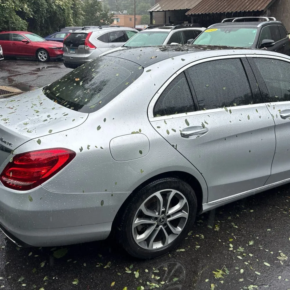 Mercedes-Benz C300 photo 9