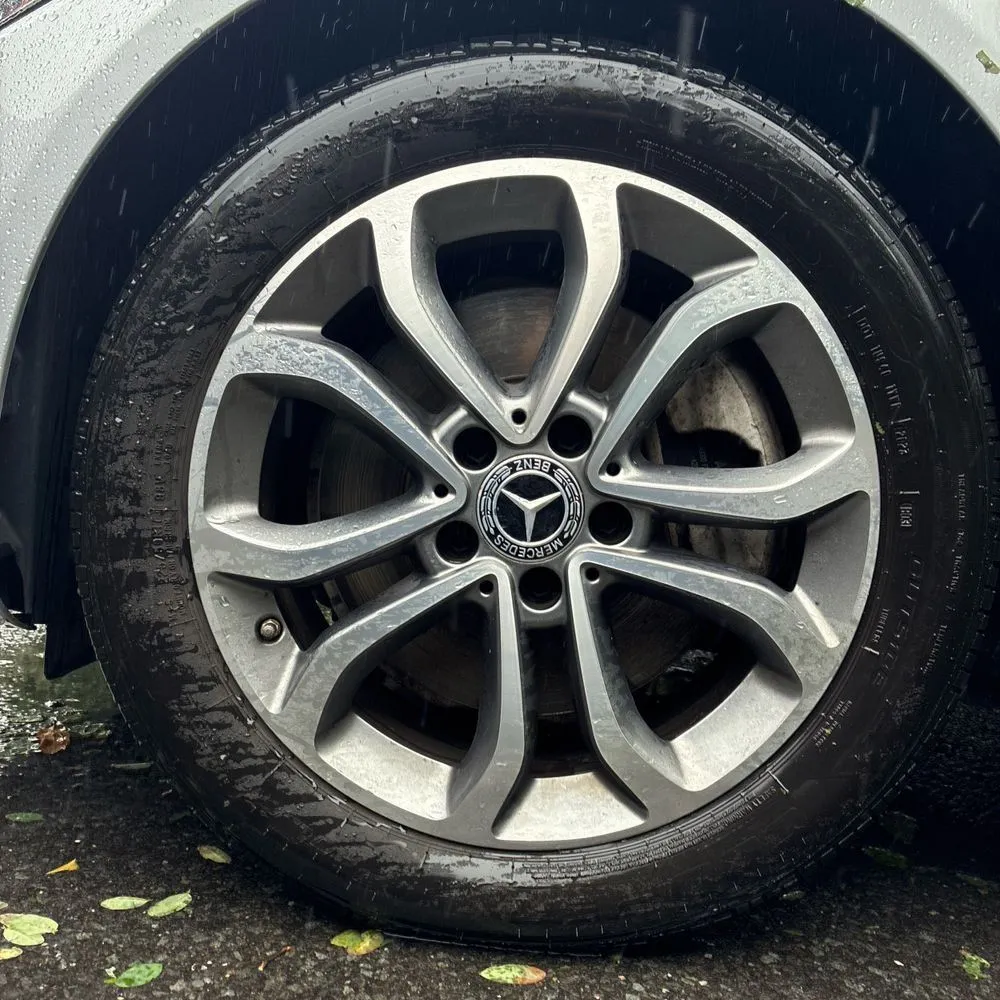 Mercedes-Benz C300 photo 17