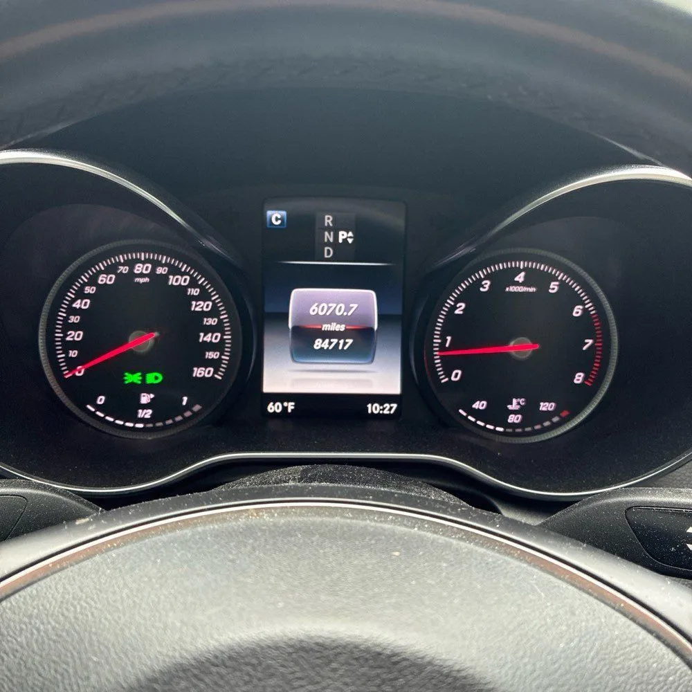 Mercedes-Benz C300 photo 30