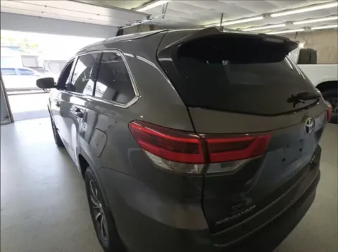 Another view of 2018 Toyota Highlander XLE for sale in Carlstadt, NJ at 101 Motors