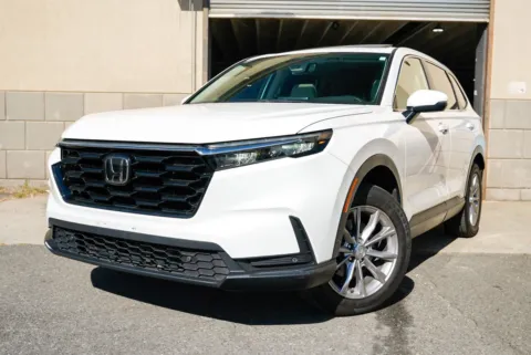 White 2023 Honda CR-V EX-L AWD for sale in Carlstadt, NJ