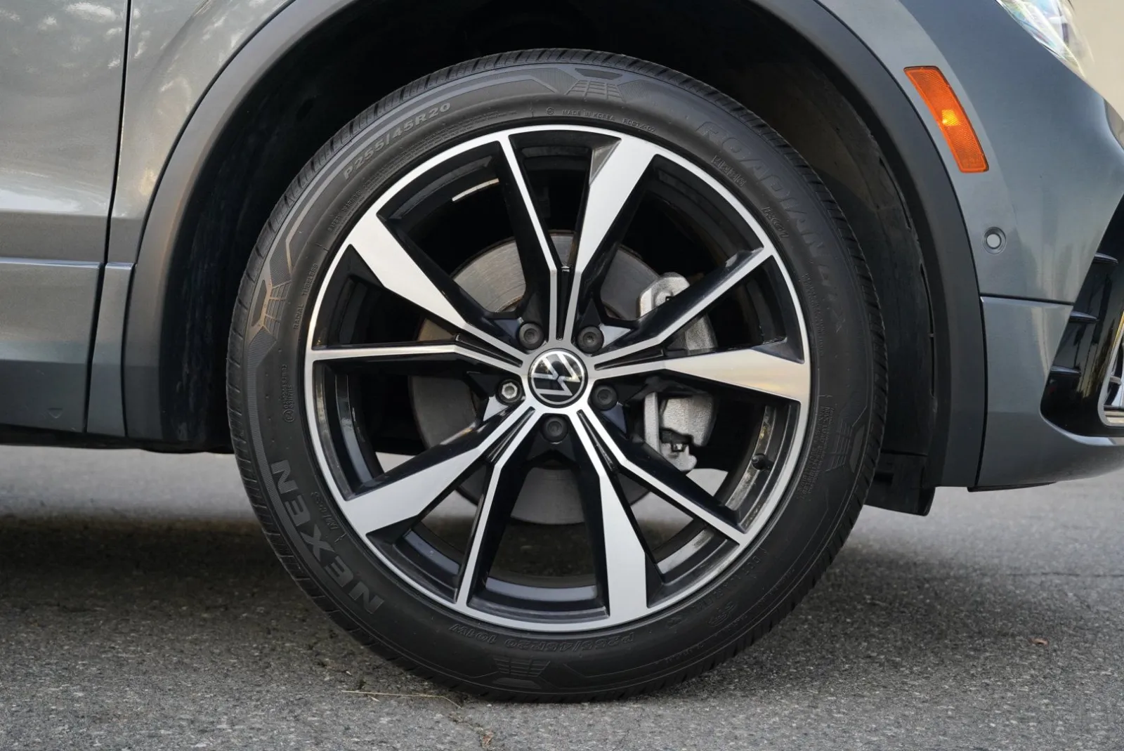 Volkswagen Tiguan photo 17