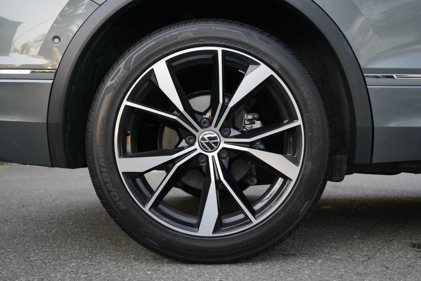 Volkswagen Tiguan photo 16