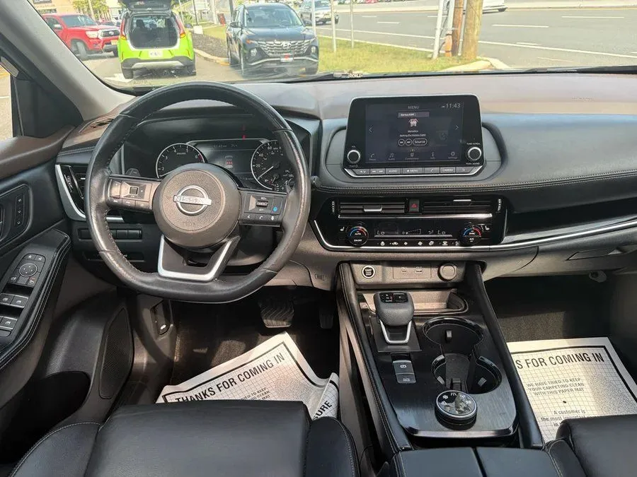 Nissan Rogue photo 16