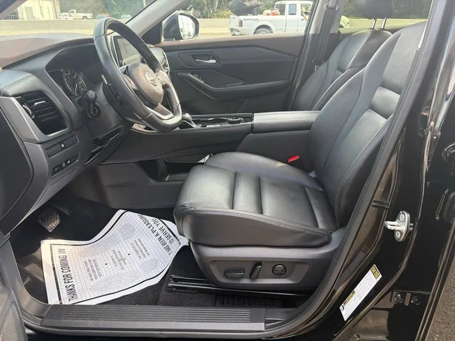 Nissan Rogue photo 21