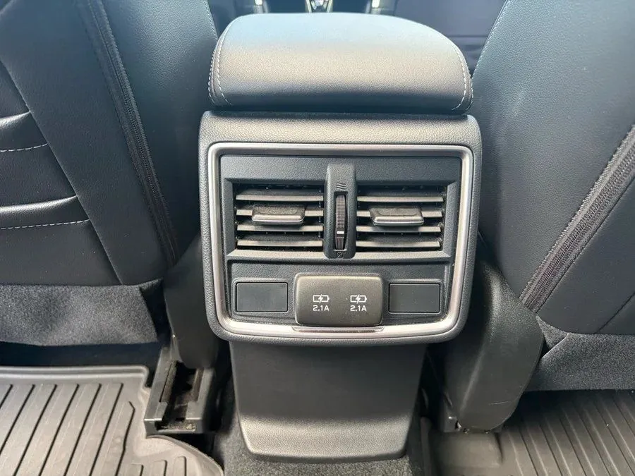Subaru Forester photo 28