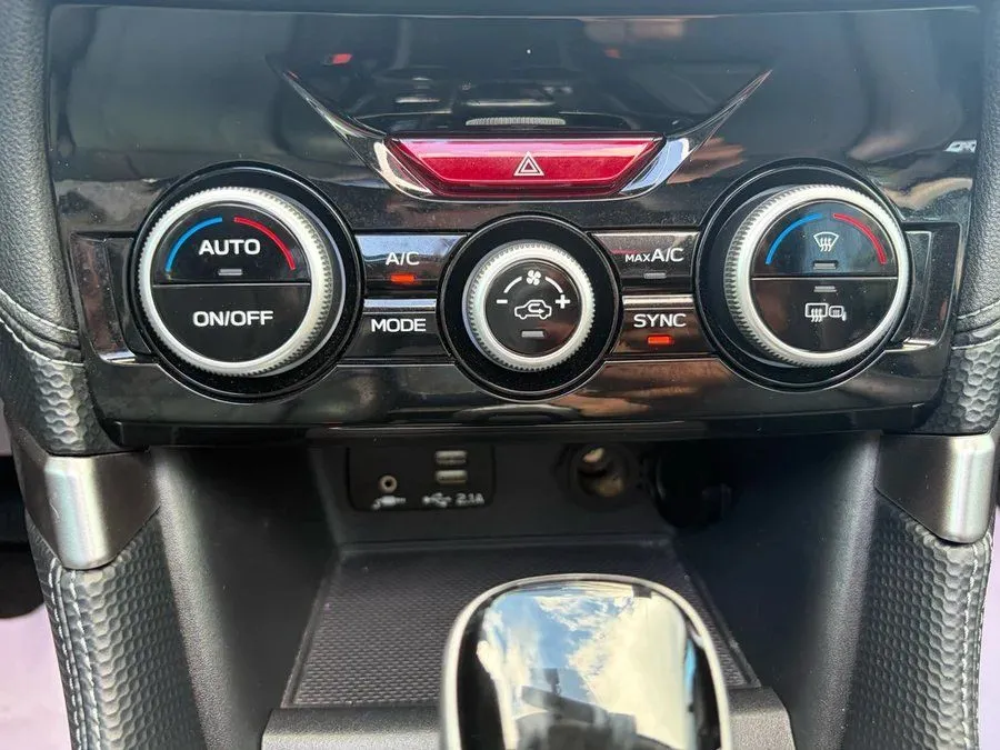 Subaru Forester photo 15