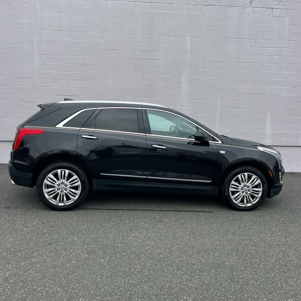 Cadillac XT5 photo 10